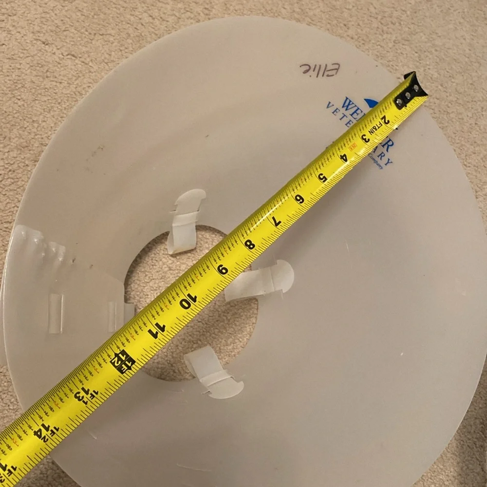 2 used no scratch, recovery collar bought from a vet for my dogs post surgeries